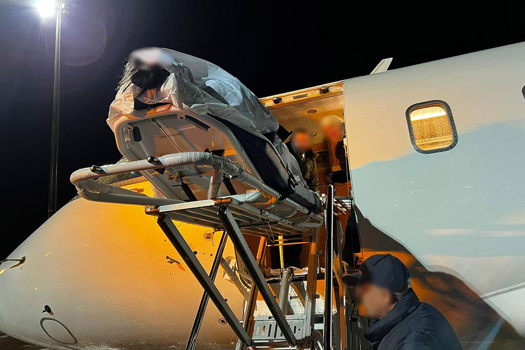 Air ambulance transport