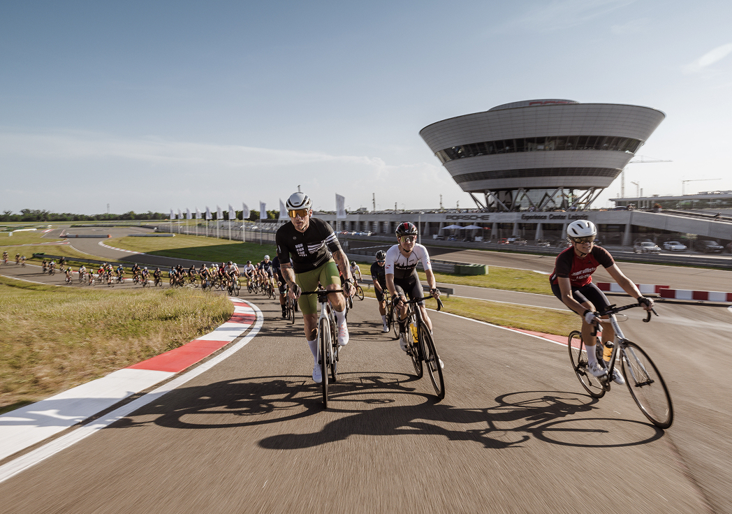 Porsche Circuit Cycling.