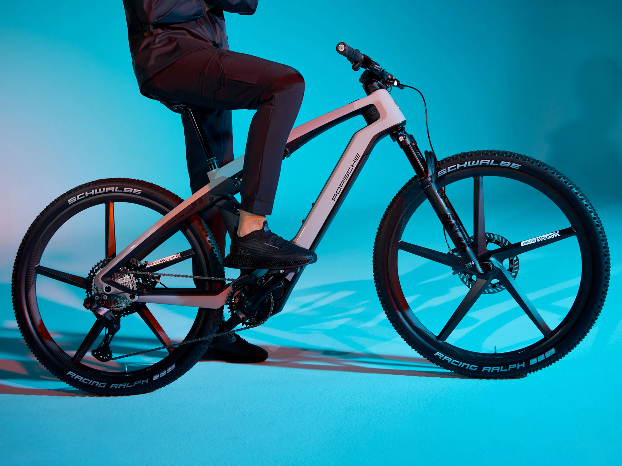Descubra as Porsche eBikes 