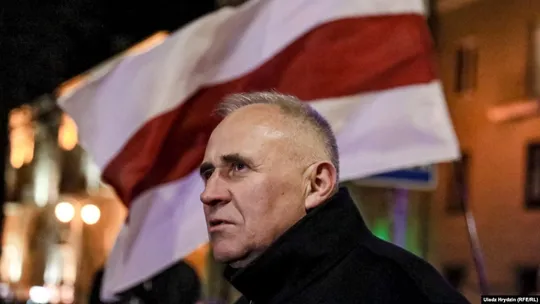 Тлумачыць «Вясна»: Скасаванае памілаванне? Як улады праігнаравалі ўласныя законы ў справе Статкевіча