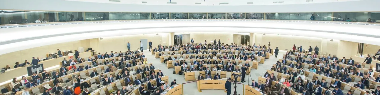 Грузія: Трывожны крызіс у галіне правоў чалавека, на які звяртаюць увагу пісьменніцкія арганізацыі