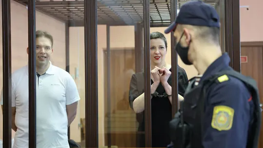 Роўна 4 гады таму асудзілі Марыю Калеснікаву і Максіма Знака. З імі няма сувязі больш за 2,5 гады