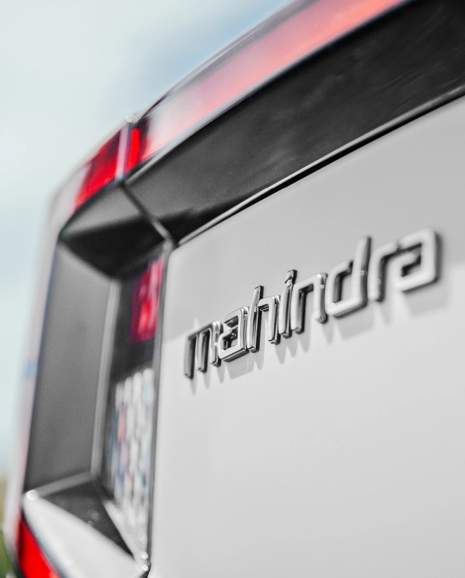 Mahindra_Portfolio Profile Tile