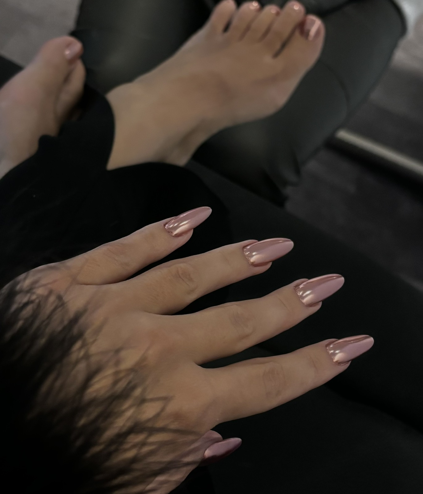 dry-gel-manicure-and-gel-pedicure-one-color-medium-length