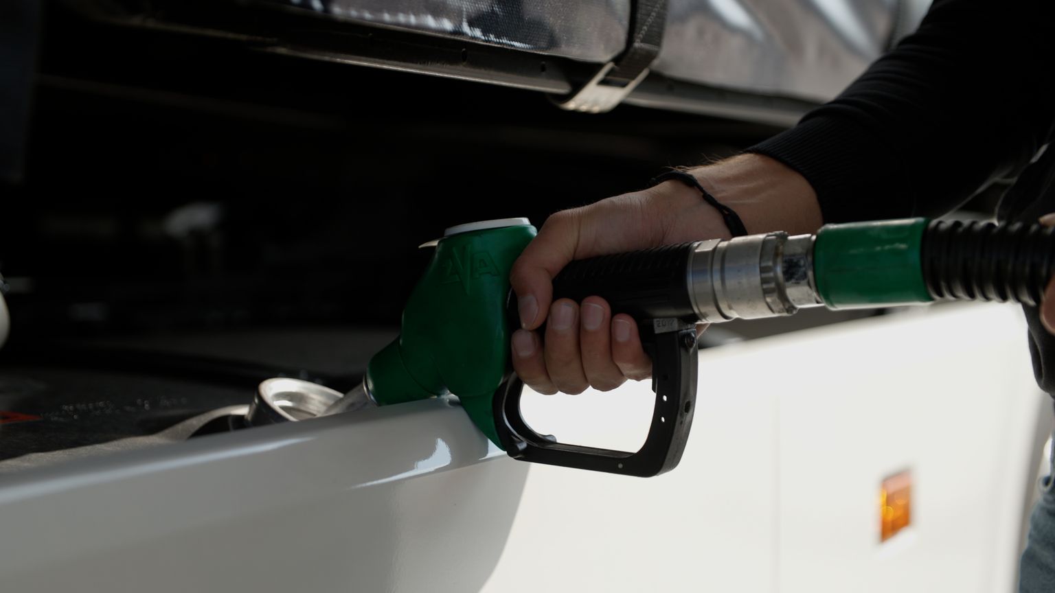 driver fueling advanced fuels