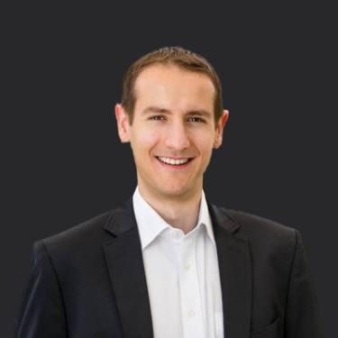 Dr. Frederik Flöther