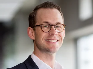 Portrait von Prof. Dr. Sven Nyholm, LMU München