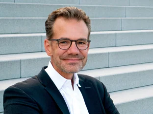 Portrait von Dr. Rainer Seßner, Bayern Innovativ GmbH