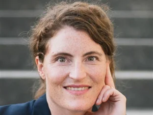 Portrait von Maria Danninger, Accenture