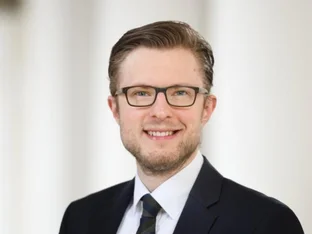 Portrait von Prof. Stefan Feuerriegel, LMU München