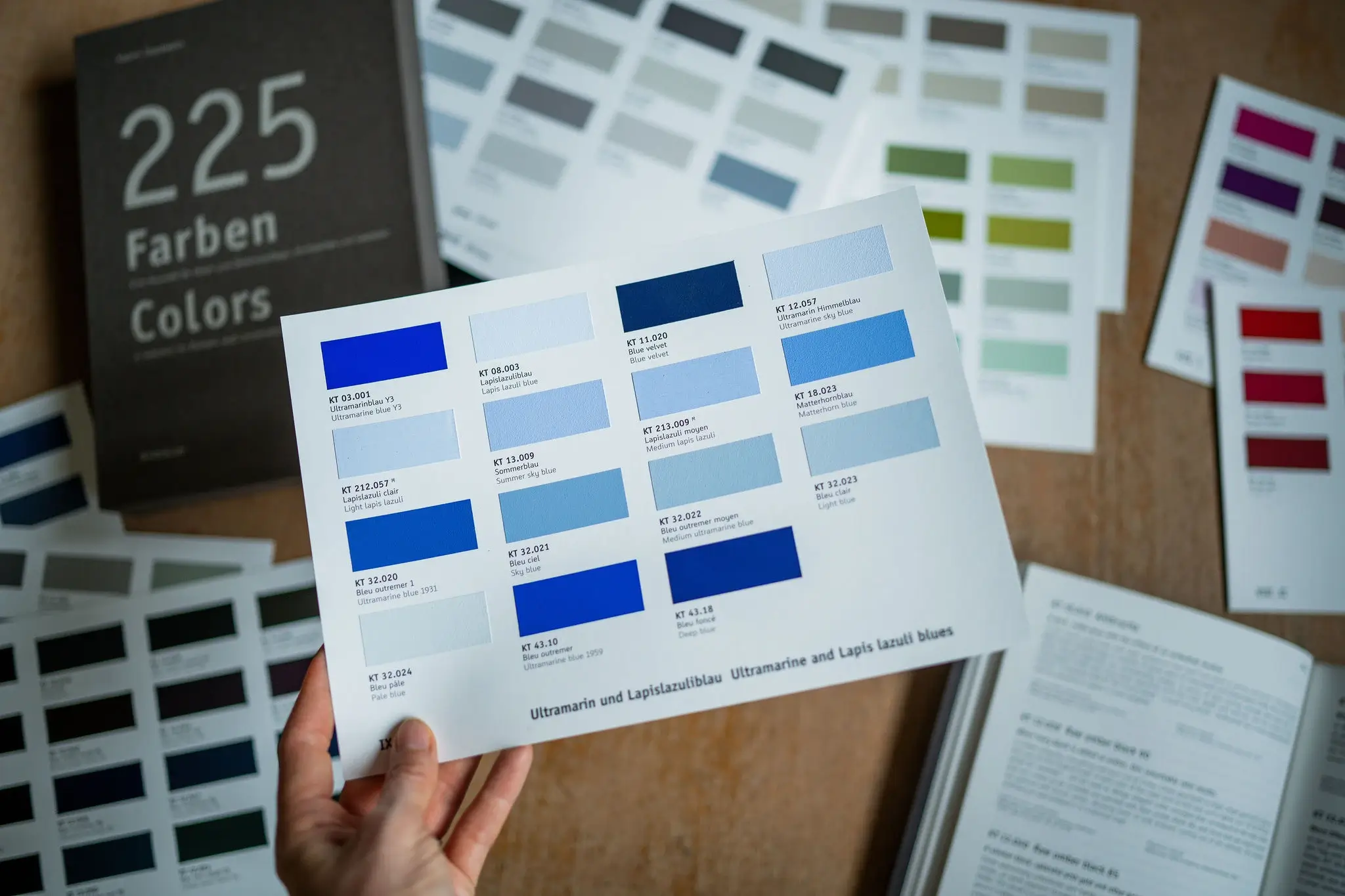 Hochwertige Designtools und handgefertige Farben für Designliebhaber