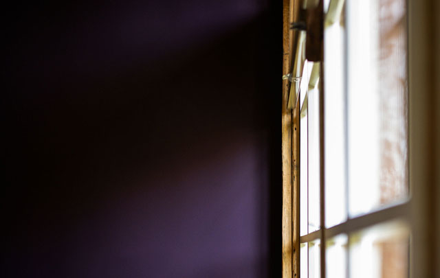 Burgunderrot als Wandfarbe mit sagenhafter Tiefe