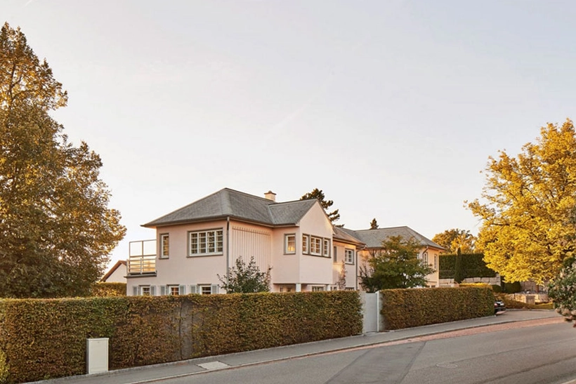 Fassadenfarben von ktCOLOR – langlebig, leuchtend und harmonisch auf Architektur abgestimmt