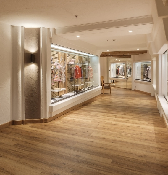 SLV Flur- und Shopbeleuchtung