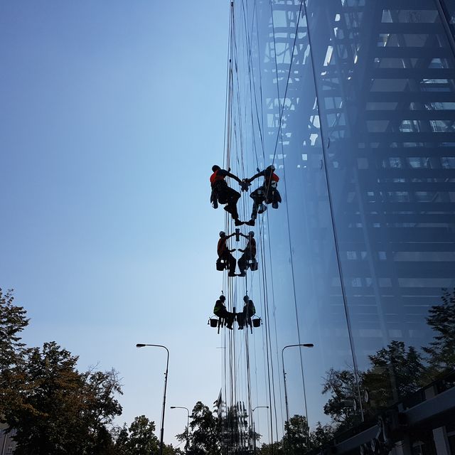 Mytí oken ve výškách