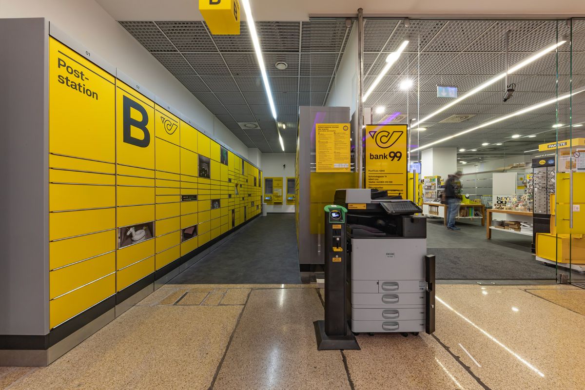 Paketstation in der Lentia City in Linz