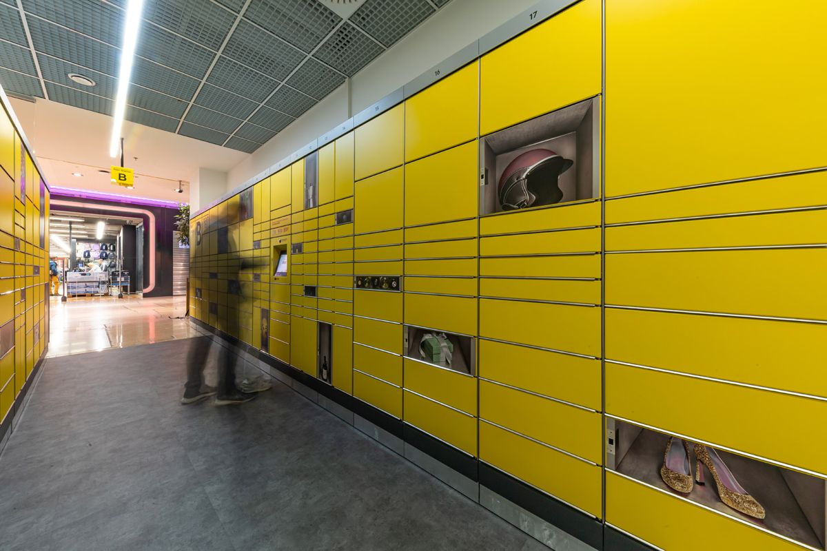 Paketstation in der Lentia City in Linz