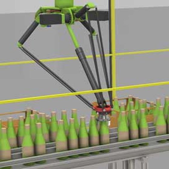 Un robot delta verde dispone bottiglie verdi su un nastro trasportatore in una linea di confezionamento automatizzata.