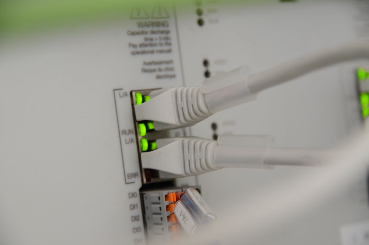 With distributed drive solutions from KEBA, machine builders can create more compact machines while minimizing cabling, simplifying installation, and improving cost efficiency.