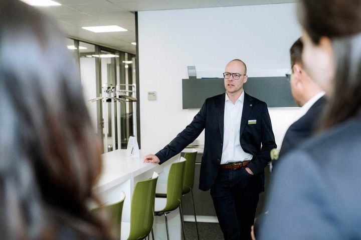 KEBA Belegschaft am Launch Event in Lahnau