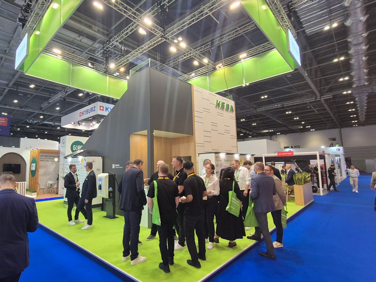 Messestand auf der Parcel + Post Expo