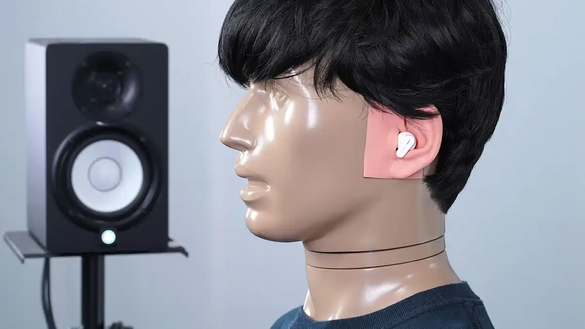 Lucid Tala being tested on the KEMAR manikin at the HearAdvisor Lab.