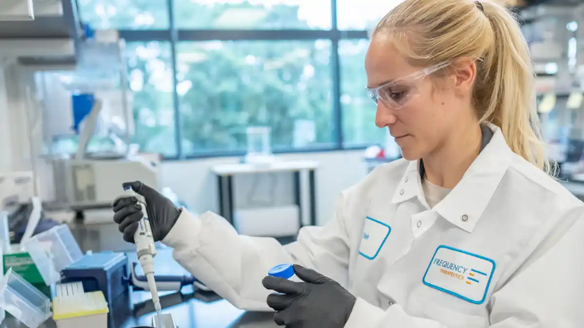 Frequency Therapeutics Lab Photo