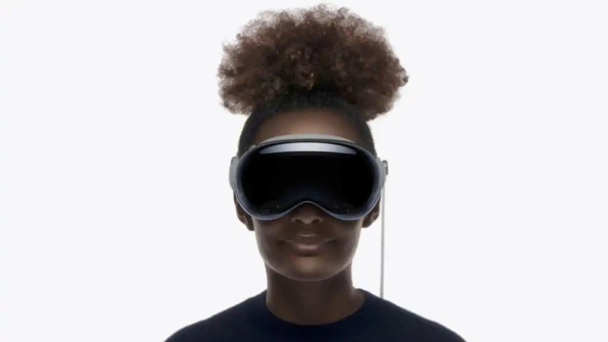 Apple Vision Pro headset does offer transcription of live conversations and audio from apps in real time, but the company is reportedly coming out with its first smart glasses in 2026 which may have similarly useful accessibility features.
