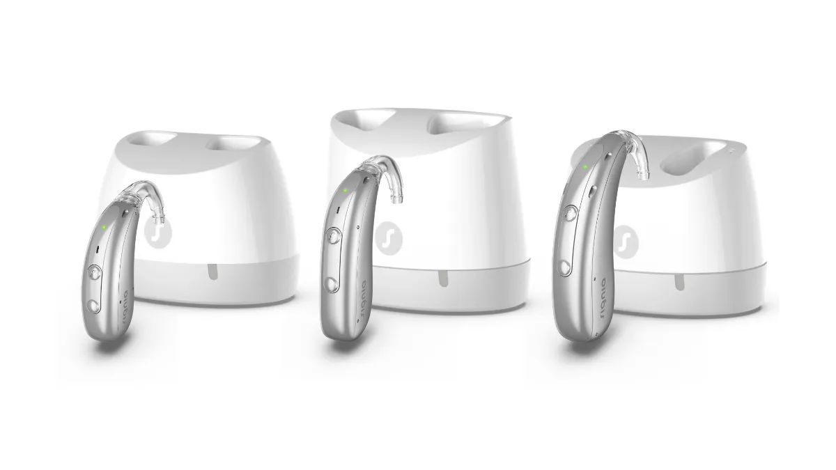 Signia Motion Charge&Go BTE hearing aids and chargers.