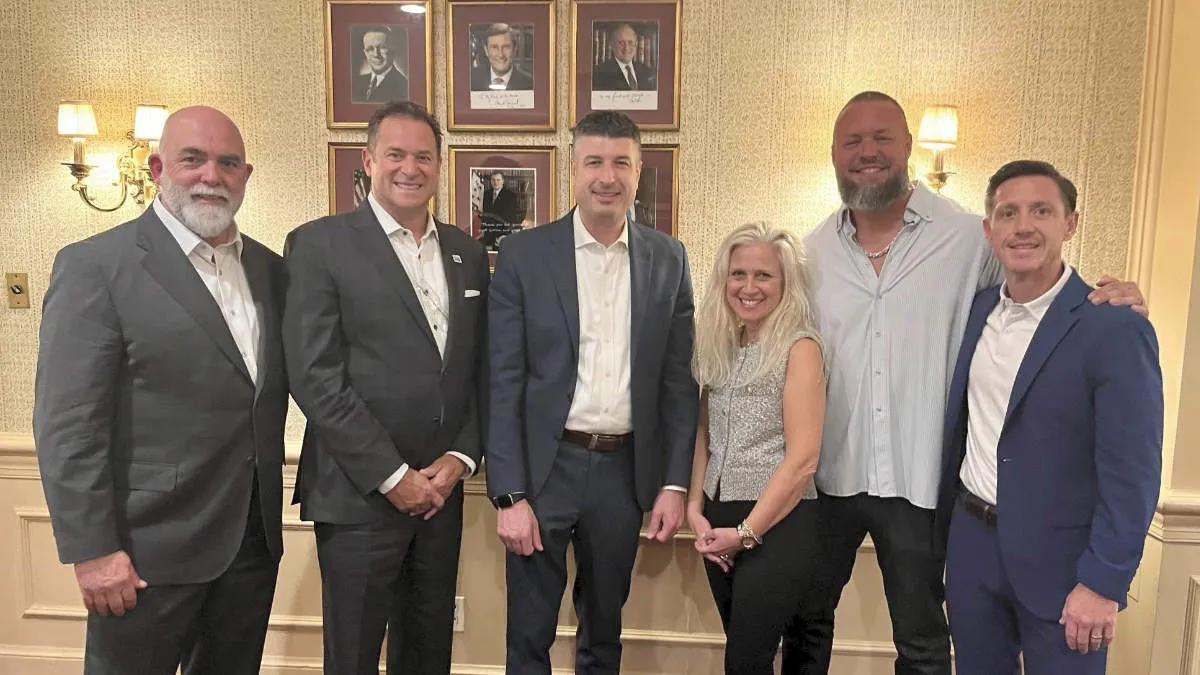 L to r: Clell Hamm, BA, BC-HIS; IHS President Michael Andreozzi, BS, BC-HIS; Representative Tom Barrett (R-MI); IHS President-Elect Leanne Polhill, BA, BC-HIS; David Kimbel, BC-HIS; and Nicholas Gray, BC-HIS; in Washington, DC on April 30.