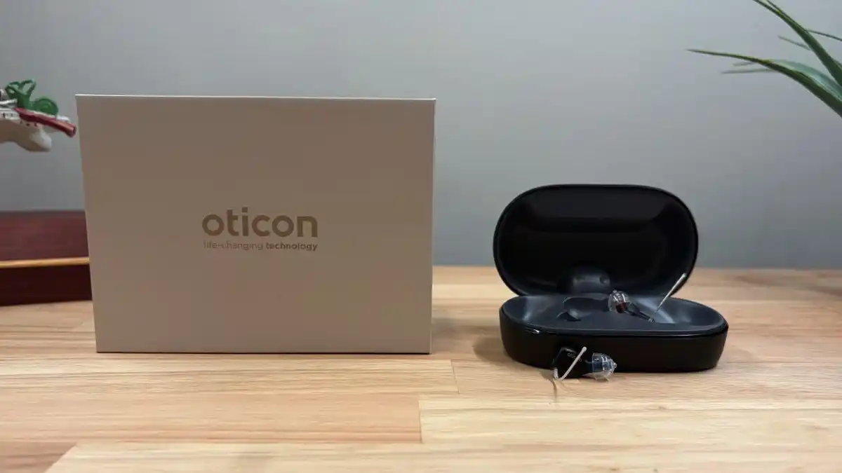 Oticon Zeal With Box