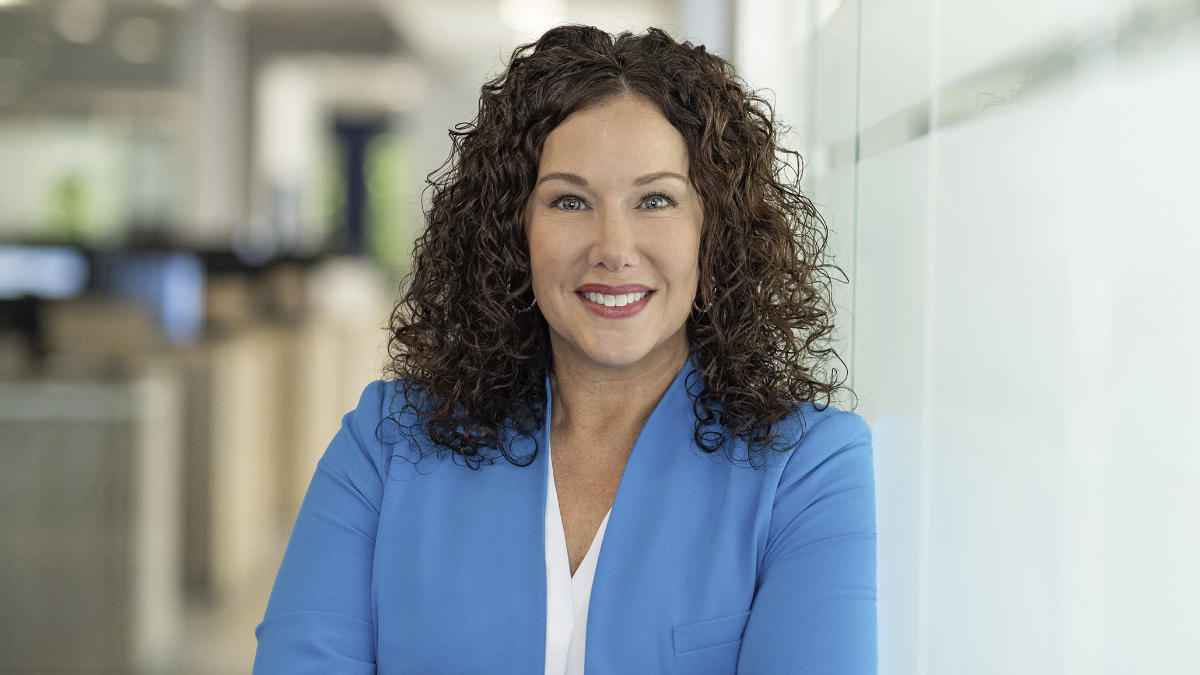 Starkey's Dr. Sara Burdak Honored with Stevie Award for Women in Business