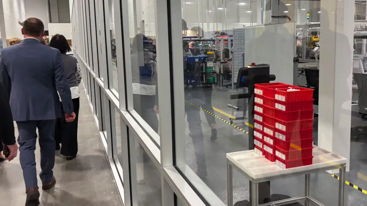 Inspired by the neighboring distribution centers of UPS, FedEx, and Amazon, GN is also using robots to shuttle trays of hearing aids to various workstations in the Center for Excellence and they'll soon be found working inside the warehouse, as well.