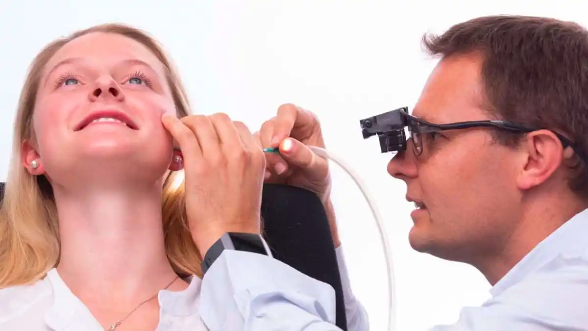 Earwax is removed via professional micro-suction. Image courtesy Vorotek.