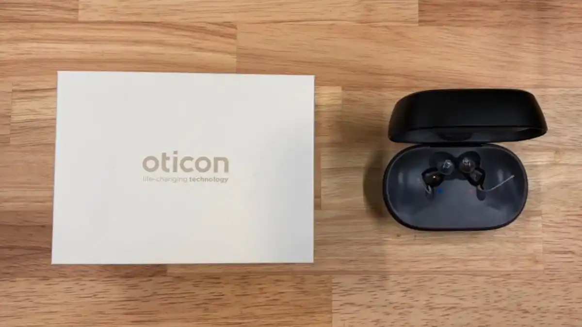 Oticon Zeal W Box And Charger