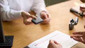 Resound TV-Streamer+ is a dual receiver and transmitter.