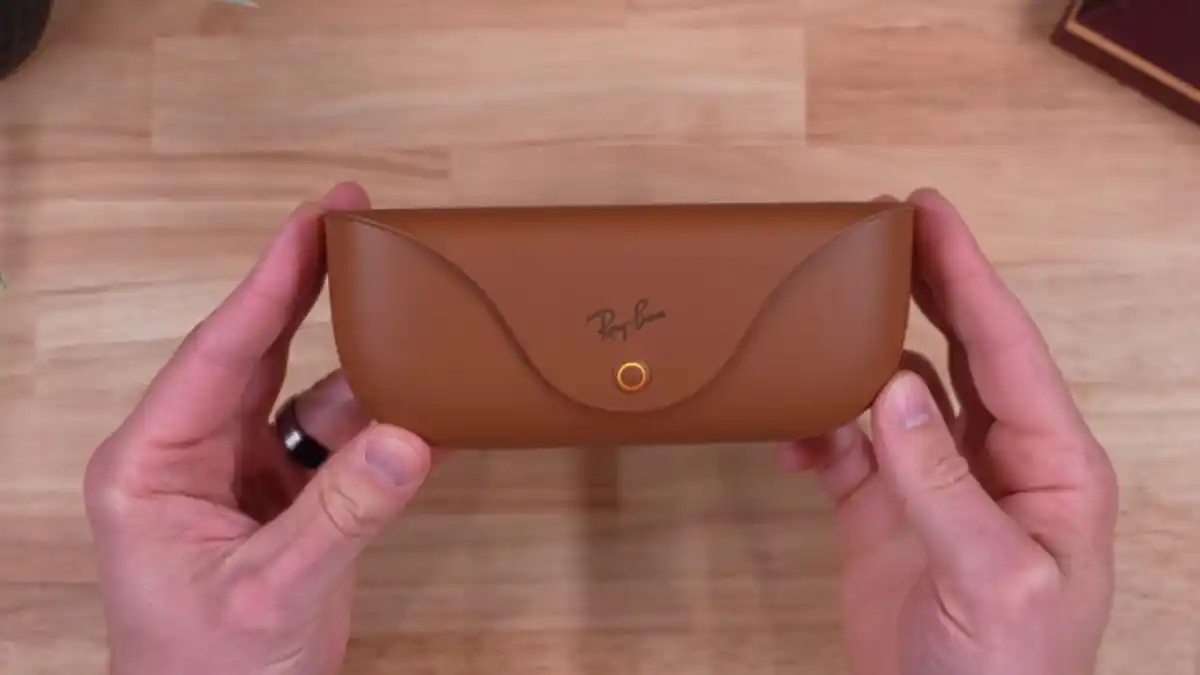 Ray-Ban Meta charging and carrying case. The USB-C charging case plugs into the bottom of the case, with a full recharge in about 75 minutes.