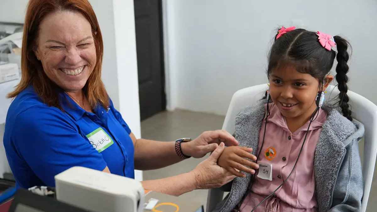 Oticon Hearing Foundation Contributes $30,000 in Support of Future Audiologists