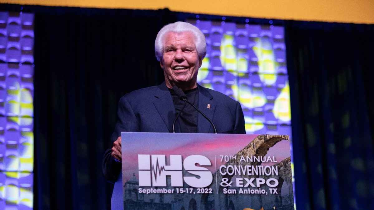 Bill Austin Presented with First-ever IHS Lifetime Achievement Award