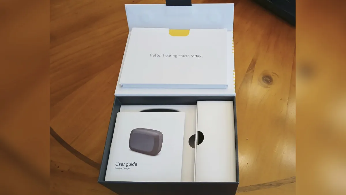 What you see when you open the box of Jabra Enhance Select 500.