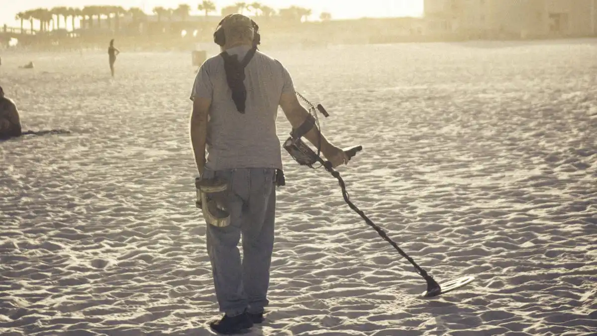 Because hearing aids have small metal parts and batteries, they can be detected with a high-quality metal detector if you think you lost it in a hard-to-find place like the beach or thick grass.