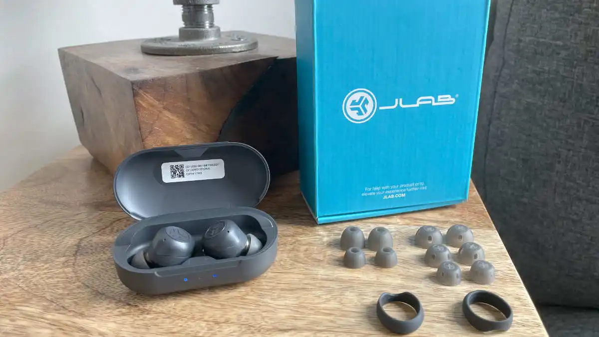 Unboxing of JLab HEAR. You can see the various open (vented) and closed ear tips as well as the Crush Fins.