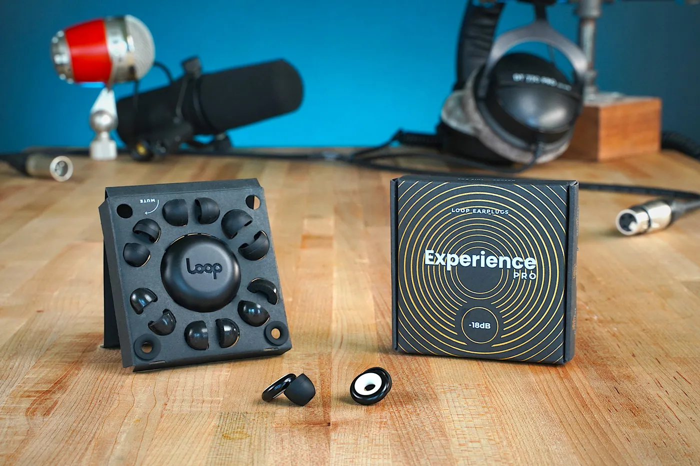Unboxing the Loop Experience Pro.