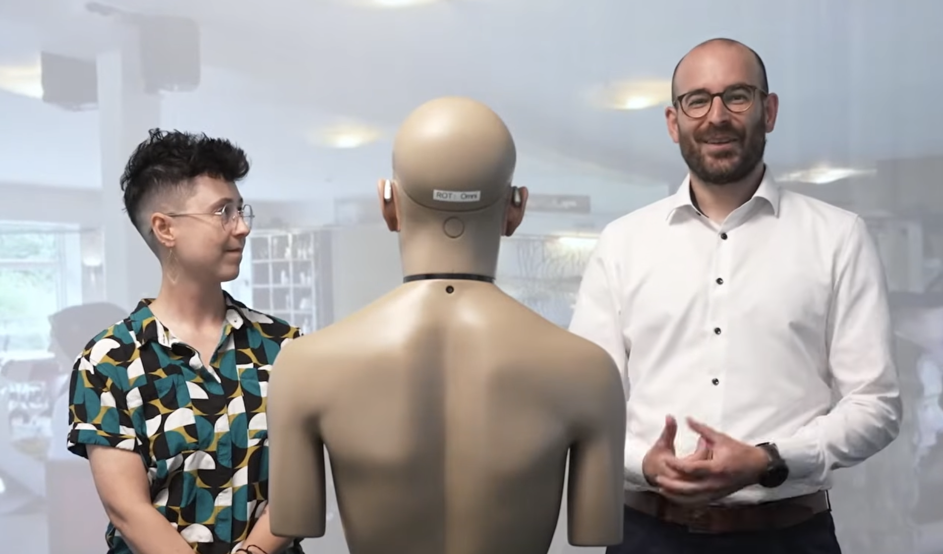 Experience spheric speech clarity in live action