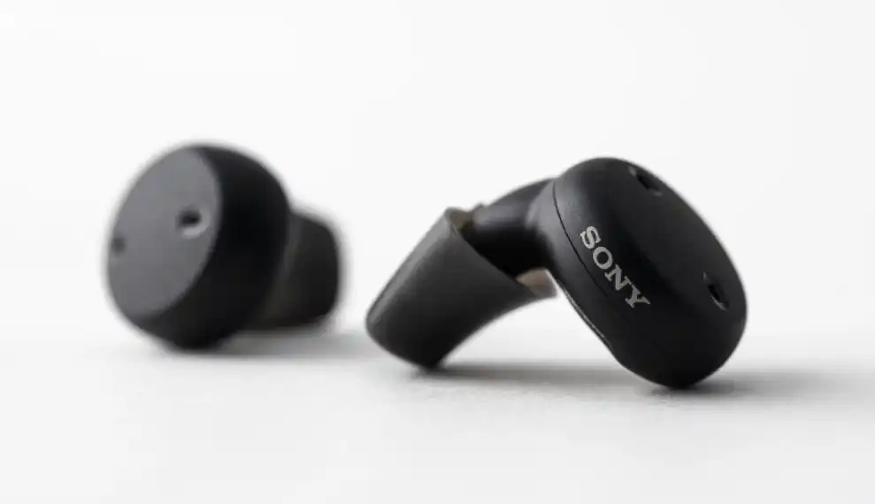 Sony CRE-E10 selbstanpassende OTC-Hörgeräte.