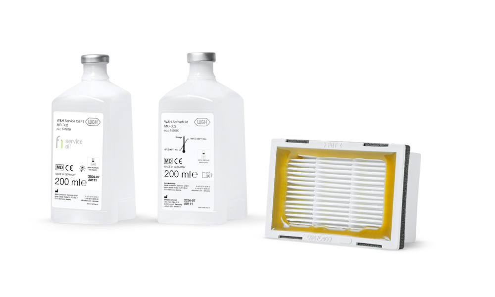 Le kit d'entretien Assistina Twin comprend une cartouche de W&H Service Oil F1, une cartouche d'Activefluid et un filtre HEPA.