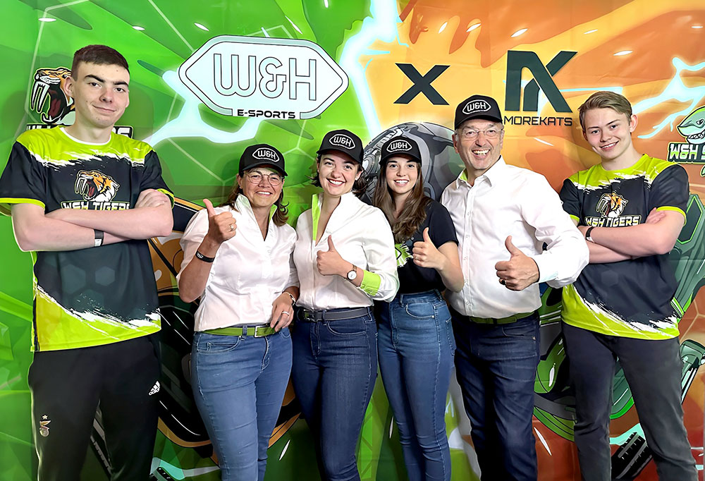 V. li. Julian Pfeil, Daniela Malata, Helene Malata, Viola Malata, Peter Malata und Benjamin Hartmann. V. li. Julian Pfeil, Daniela Malata, Helene Malata, Viola Malata, Peter Malata und Benjamin Hartmann.