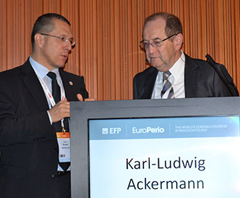 Dr. Karl-Ludwig Ackermann beim Vortrag