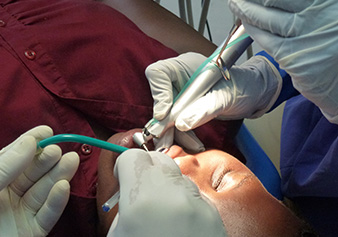 Implantmed im Einsatz in Afrika