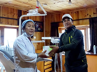 Dr. Nawang Doka